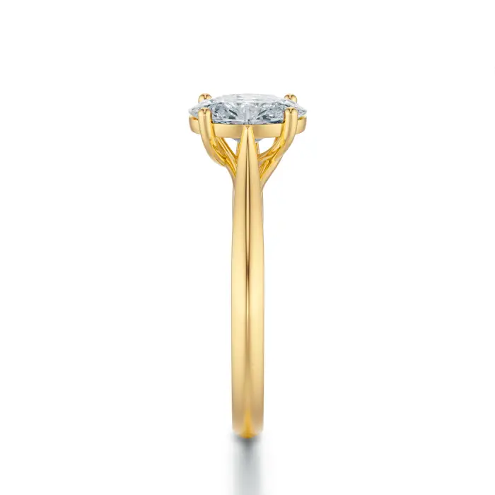 Pierścionek z owalnym diamentem 0.80 ct SBPZ_055